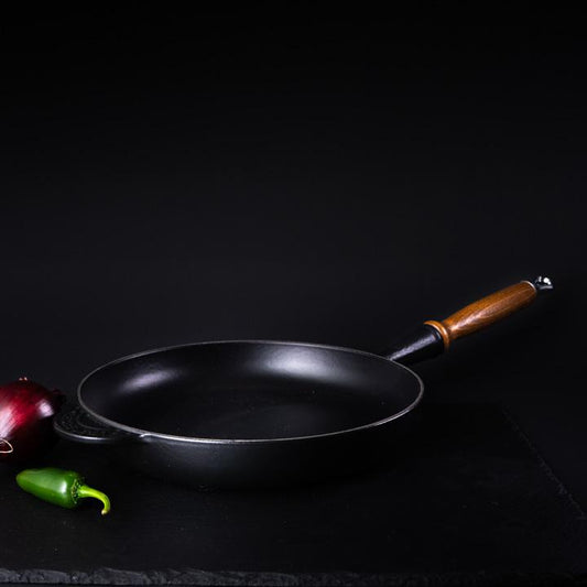 Bratpfanne mit Holzgriff, 24cm, schwarz