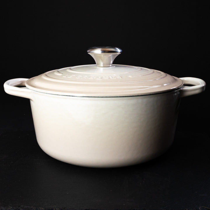 Le Creuset - Bräter Signature rund, 24cm, meringue